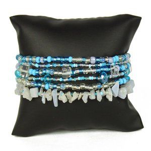 Czech Glass Bead LIGHT BLUE & CRYSTALS Bracelet